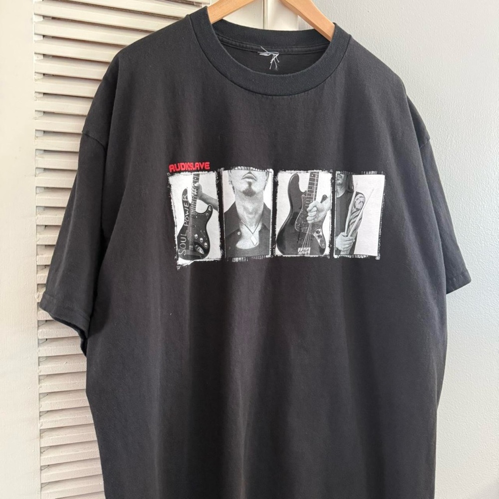 Vintage 2005 AUDIOSLAVE Chris Cornell Soundgarden Tour T-shirt - Picture 8 of 8